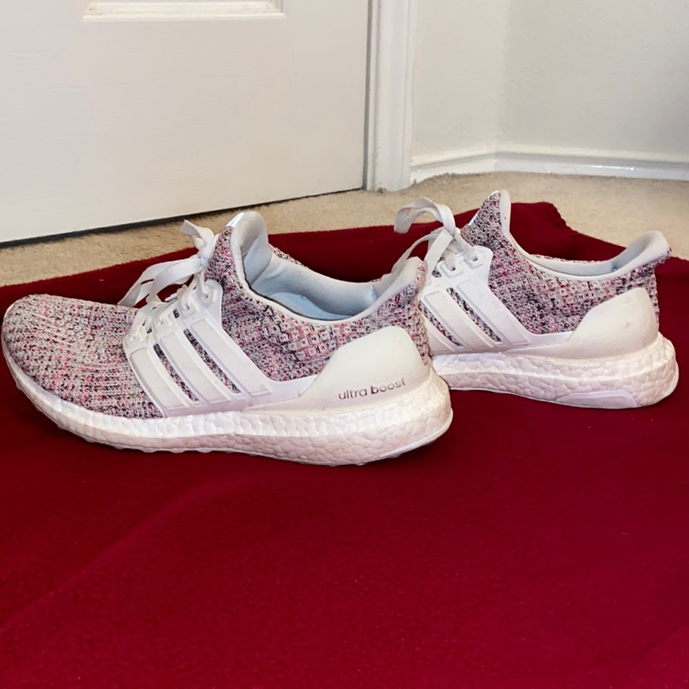 Adidas: Ultra boost 4.0